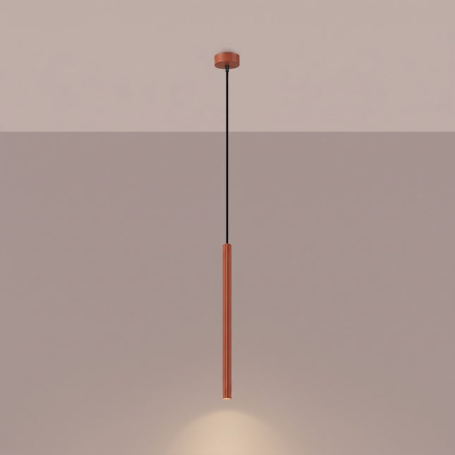 Suspension Cannelée 1 Lumière acier ocre rouge allumée, faisceau resserré