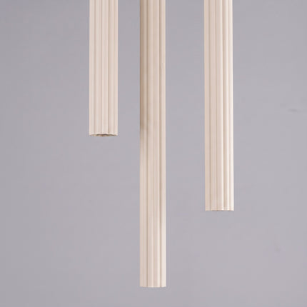 Suspension Cannelée 3 Lumières acier beige clair, détail de la douille et du câble