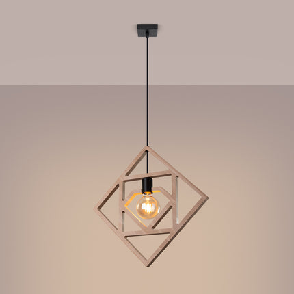 suspension carrés emboîtés en bois naturel, lumière allumée