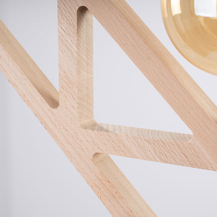 suspension carrés emboîtés en bois naturel, vue sur fond coloré
