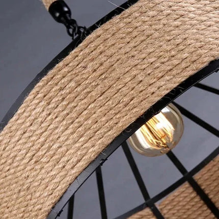 Suspension circulaire en corde bohème diffusant une lumière douce