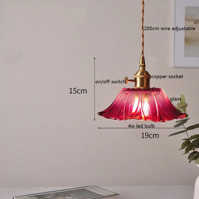 Schéma de cotes de la suspension corolle en verre rouge et laiton, diamètre 19 cm hauteur 15 cm