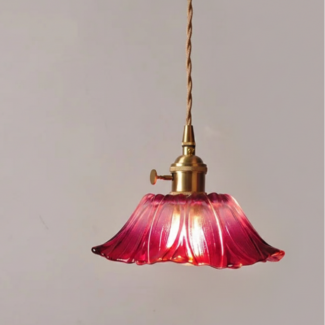 Suspension corolle en verre coloré et laiton doré avec câble torsadé, style vintage japandi