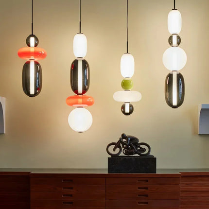 Suspension créative en verre coloré empilé au design artistique