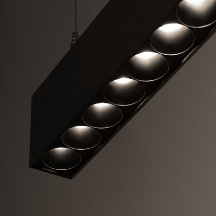 Détail de la face à lentilles LED de la Suspension Design Poutre 120 cm