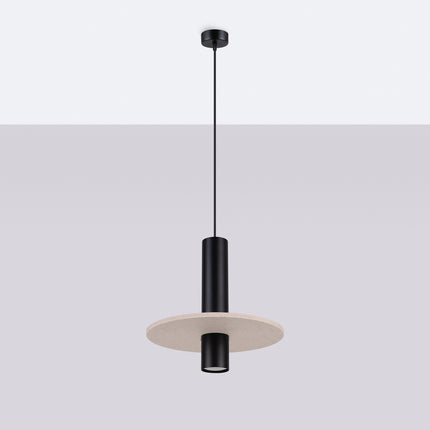 suspension disque de feutre beige et spot cylindrique noir 30 cm, vue en situation