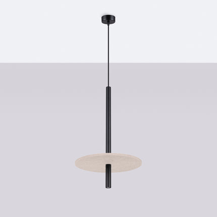suspension disque de feutre beige et tube fin noir 30 cm, vue en situation