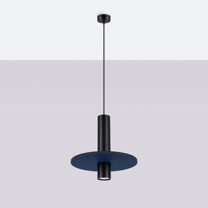 suspension disque de feutre bleu marine et spot cylindrique noir 30 cm, vue en situation