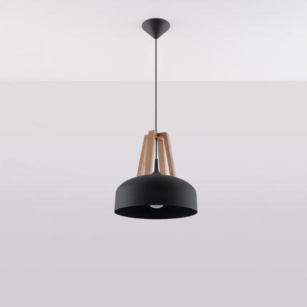 Suspension Dôme Noir et Bois Naturel en acier et bois naturel dans un salon contemporain