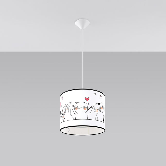Suspension Enfant Chat 30 cm, vue de face avec son point d'accroche