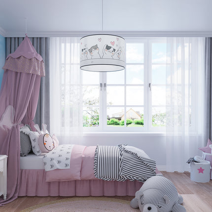 Suspension enfant Chat 40 cm allumée, gros plan sur la lumière tamisée diffusée