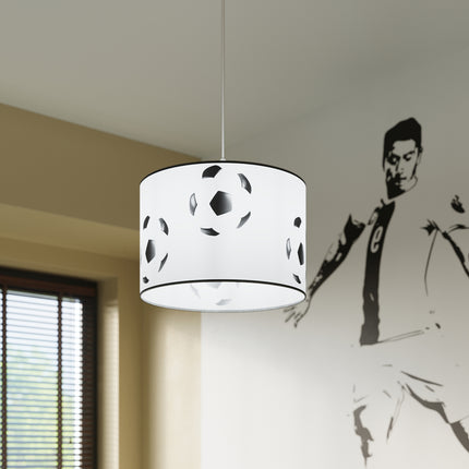 Suspension Enfant Football 30 cm, allumée dans une ambiance tamisée