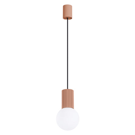 Suspension Halo 1 moka, packshot sur fond neutre, globe en verre opalin et cylindre aluminium nervuré