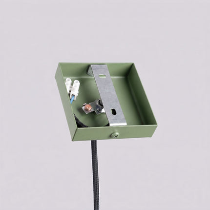 suspension halo 1 tube vert sauge en acier, packshot de trois quarts
