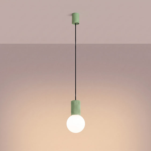 Suspension Halo 1 vert sauge, lumière allumée, diffusion du verre opalin