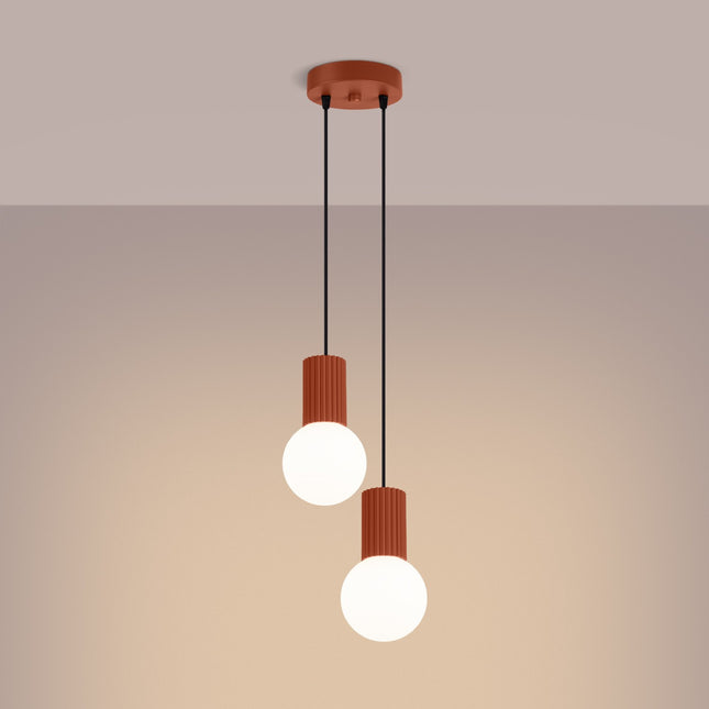Suspension Halo 2 globes en grappe rouge ocre, lumière allumée, diffusion du verre opalin