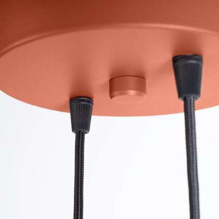 Suspension Halo 2 globes en grappe rouge ocre, détail de la fixation