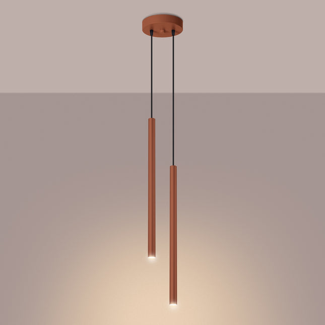 suspension halo 2 tubes étagés rouge ocre en acier, lumière allumée