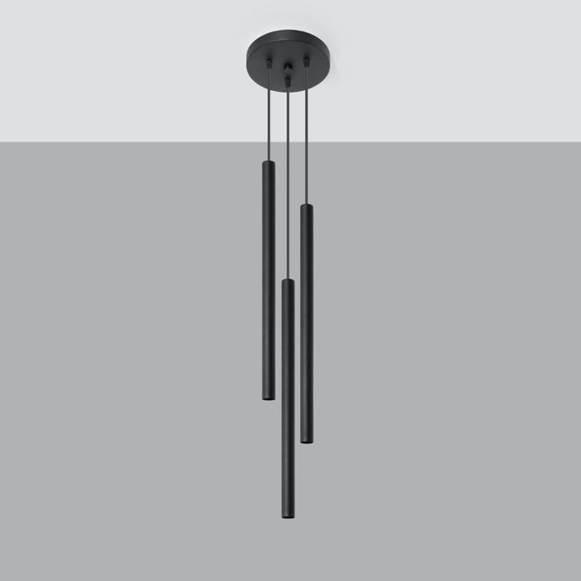 Suspension Halo 3 tubes cascade en acier noir mat, rosace ronde et câbles à hauteurs différentes