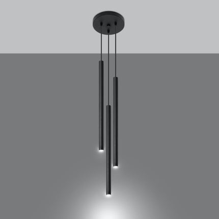 Gros plan sur un tube de la suspension Halo, acier noir mat et source lumineuse discrète en embout