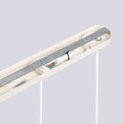 Suspension Halo 3 globes sur barre beige, mécanisme et platine de montage