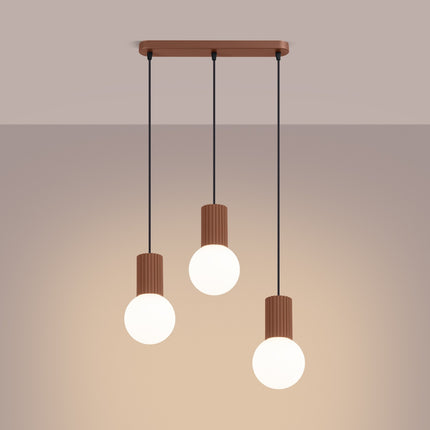 Suspension Halo 3 globes sur barre moka, lumière allumée, diffusion du verre opalin