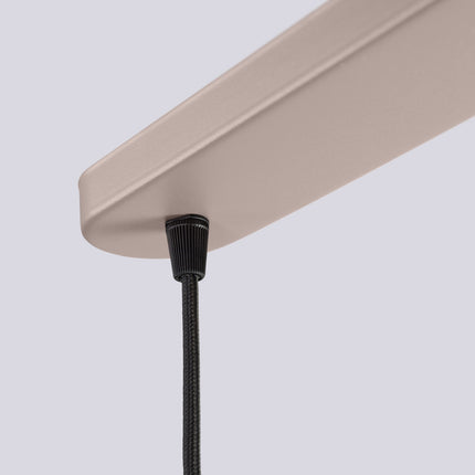 Suspension Halo 3 globes sur barre taupe, détail de la fixation
