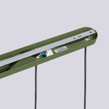 Suspension Halo 3 globes sur barre vert olive, mécanisme et platine de montage