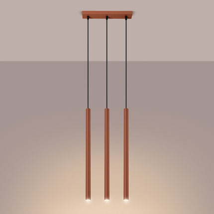 suspension halo 3 tubes alignés rouge ocre en acier, lumière allumée