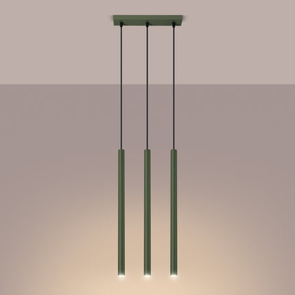 suspension halo 3 tubes alignés vert olive en acier, lumière allumée