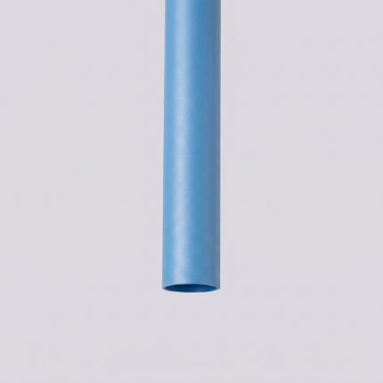 suspension halo 3 tubes étagés bleu azur en acier, vue de détail