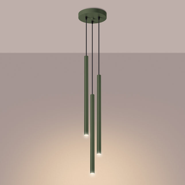 suspension halo 3 tubes étagés vert olive en acier, lumière allumée