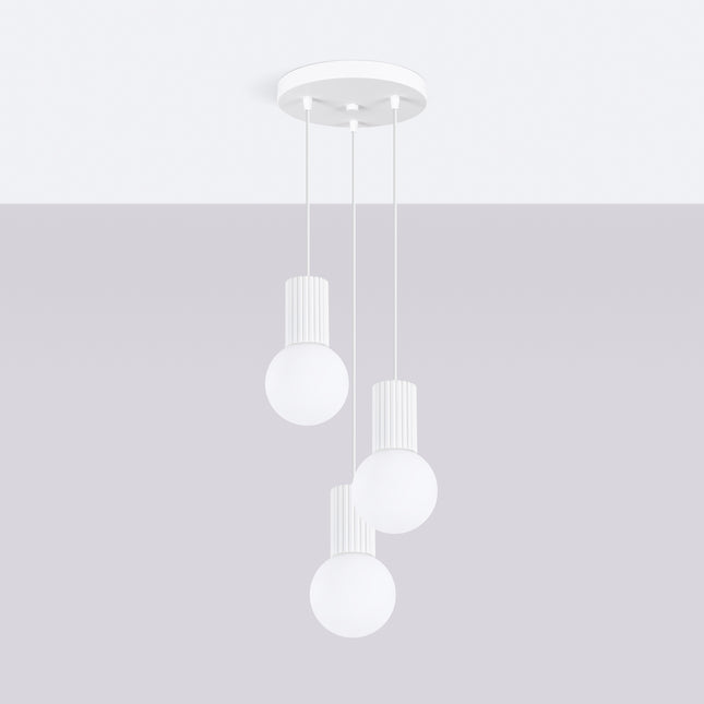 Suspension Halo 3P Blanche, luminaire 3 globes verre opalin et aluminium blanc mat, vue d'ensemble