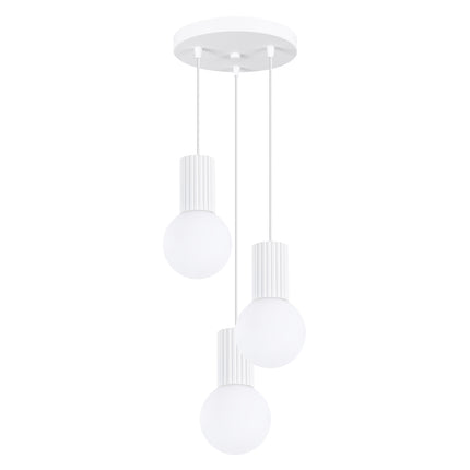Suspension Halo 3P Blanche, luminaire 3 globes verre opalin et aluminium blanc mat, packshot studio fond blanc