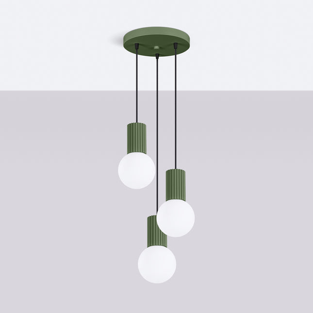 Suspension Halo 3P Vert Olive, luminaire 3 globes verre opalin et aluminium vert olive nervuré, vue d'ensemble