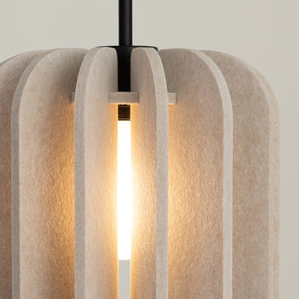 suspension lamelles de feutre 27 cm beige et noir, vue de détail