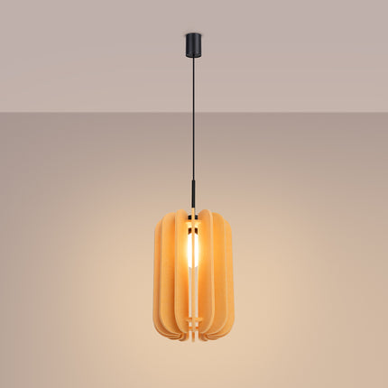 suspension lamelles de feutre 27 cm jaune et noir, lumière allumée