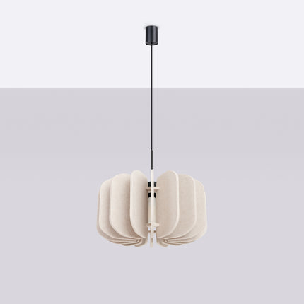 suspension lamelles de feutre 45 cm beige et noir, vue en situation