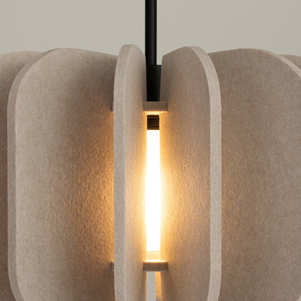 suspension lamelles de feutre 45 cm beige et noir, vue de détail