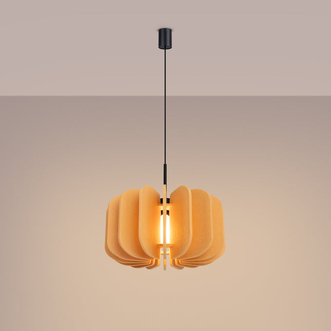 suspension lamelles de feutre 45 cm jaune et noir, lumière allumée