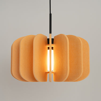 suspension lamelles de feutre 45 cm jaune et noir, mécanisme de montage