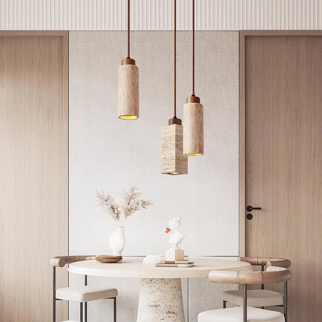 Suspension LED en pierre naturelle au-dessus d'une table