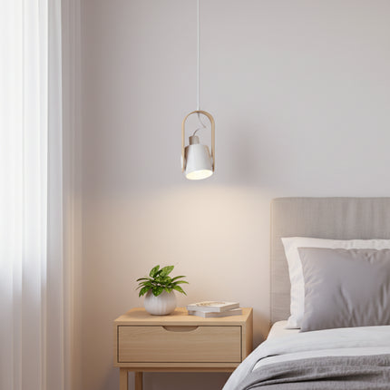 Suspension LED réglable nordique en bois et fer au-dessus d'une table de salon