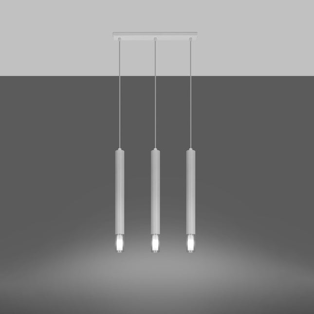 Suspension linéaire 3 tubes blancs allumés, faisceaux de lumière dirigés vers le bas