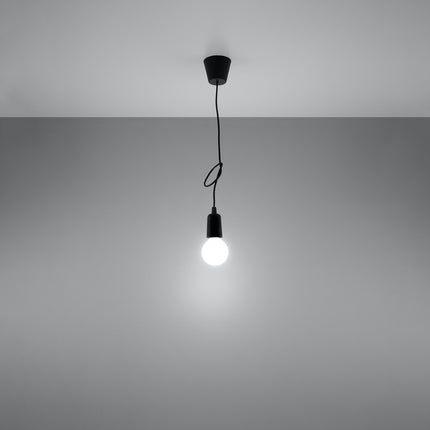 Détail du câble et de la rosace de plafond de la suspension Ligne Pure noire