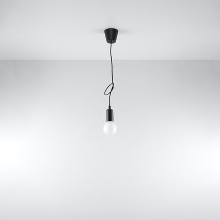 Vue d'angle de la suspension Ligne Pure noire avec ampoule apparente