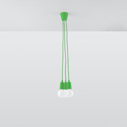 Suspension Ligne Pure verte 3 lampes suspendue au plafond, éteinte