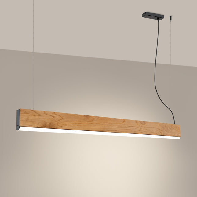 Suspension linéaire en bois de chêne allumée diffusant une lumière neutre et homogène