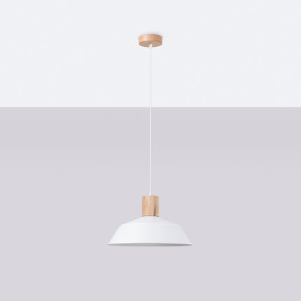 Suspension Loft Minimaliste en acier blanche et bois naturel, vue de face sur fond neutre avec câble et abat-jour