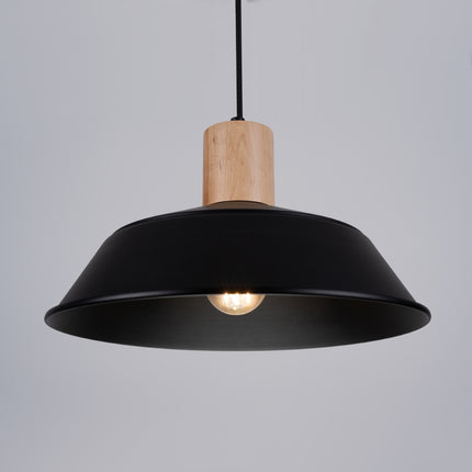 Suspension Loft Minimaliste noire, détail de l'abat-jour vu cable